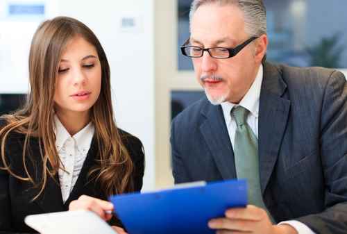UN BUEN DIRECTIVO ESCUCHA A SUS EMPLEADOS
